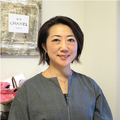 吉野ユリ子様 40代 / 美容ライター/ライフスタイルジャーナリスト